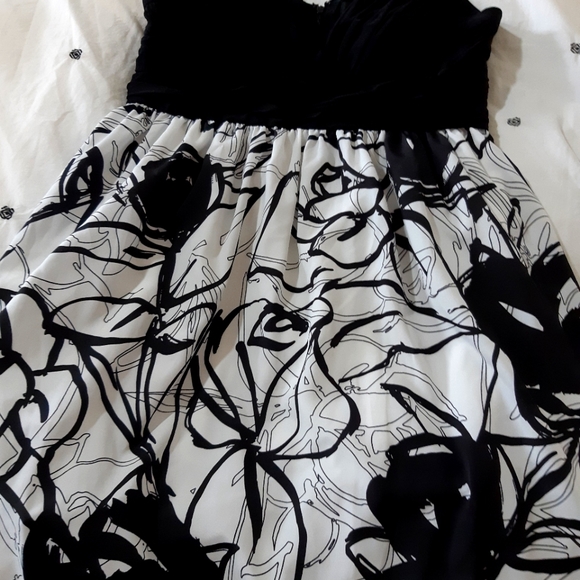 Max & Cleo Dresses & Skirts - Dress